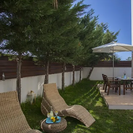 Daisy Villa